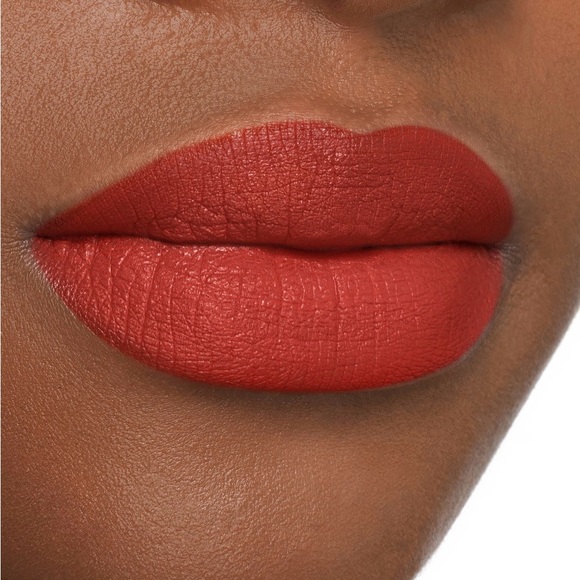 GUCCI 311 LIZZIE TIGER, ROUGE À LÈVRES LIQUIDE MAT LIPSTICK - BNIB - Picture 3 of 5